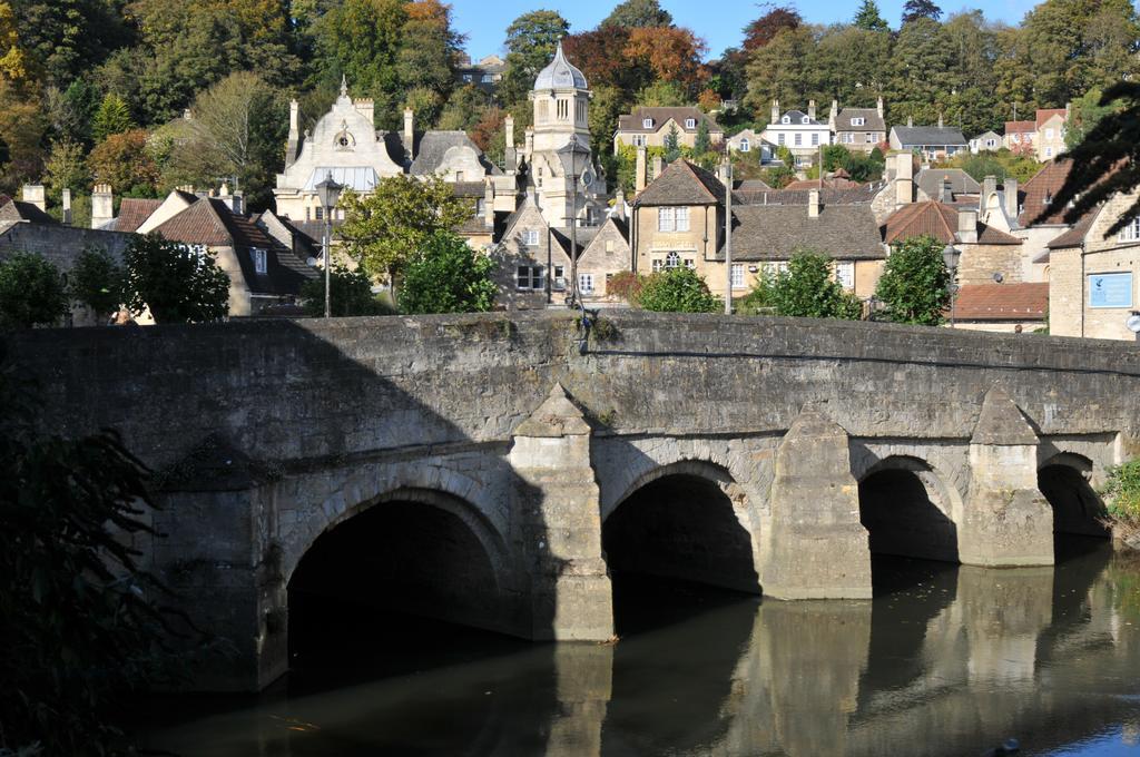 The Swan Hotel - Bradford-On-Avon Esterno foto