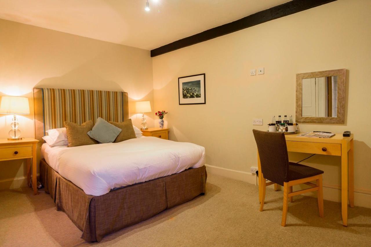 The Swan Hotel - Bradford-On-Avon Esterno foto