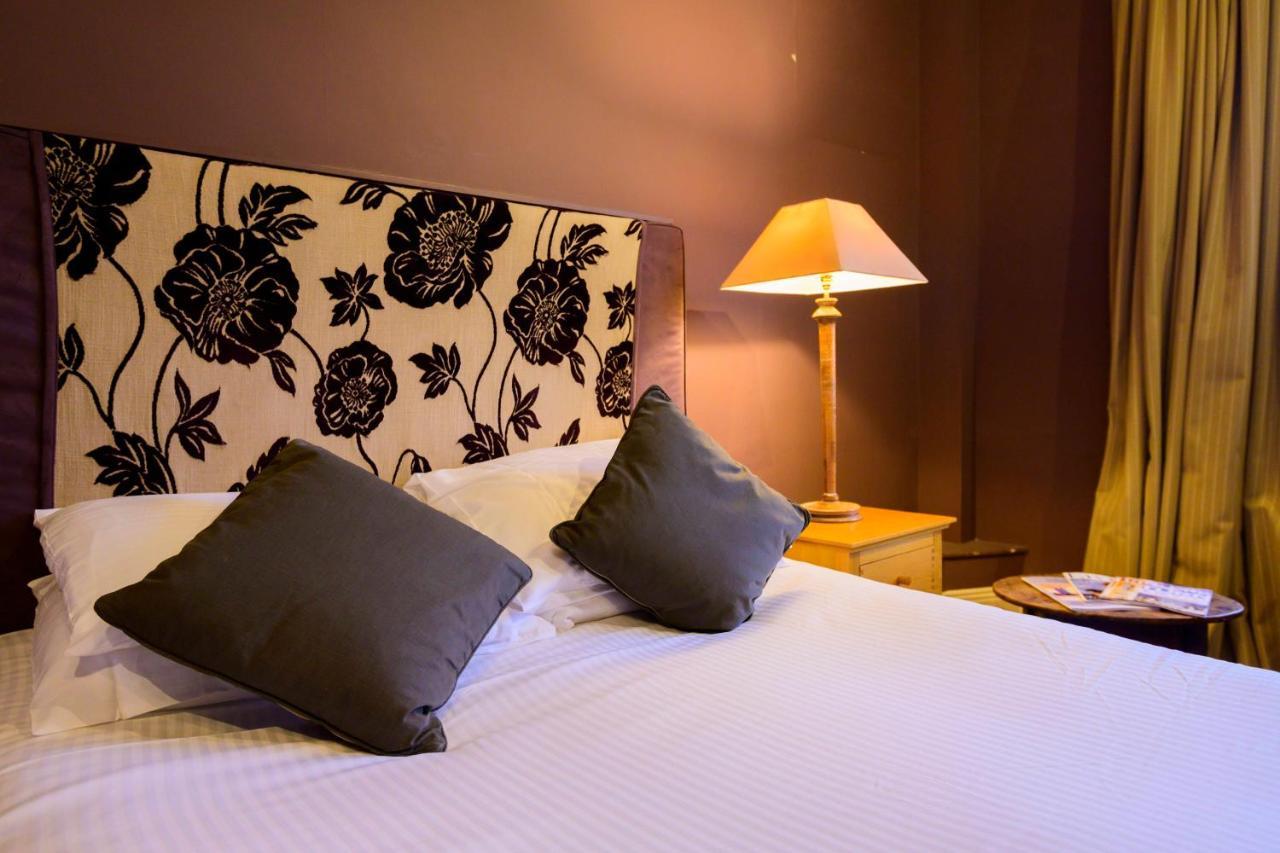 The Swan Hotel - Bradford-On-Avon Esterno foto